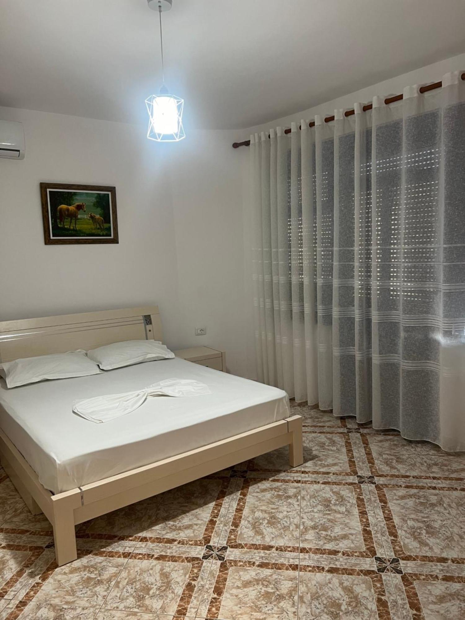 Appartamento Martin Ferraj Riviera Vlorë Esterno foto