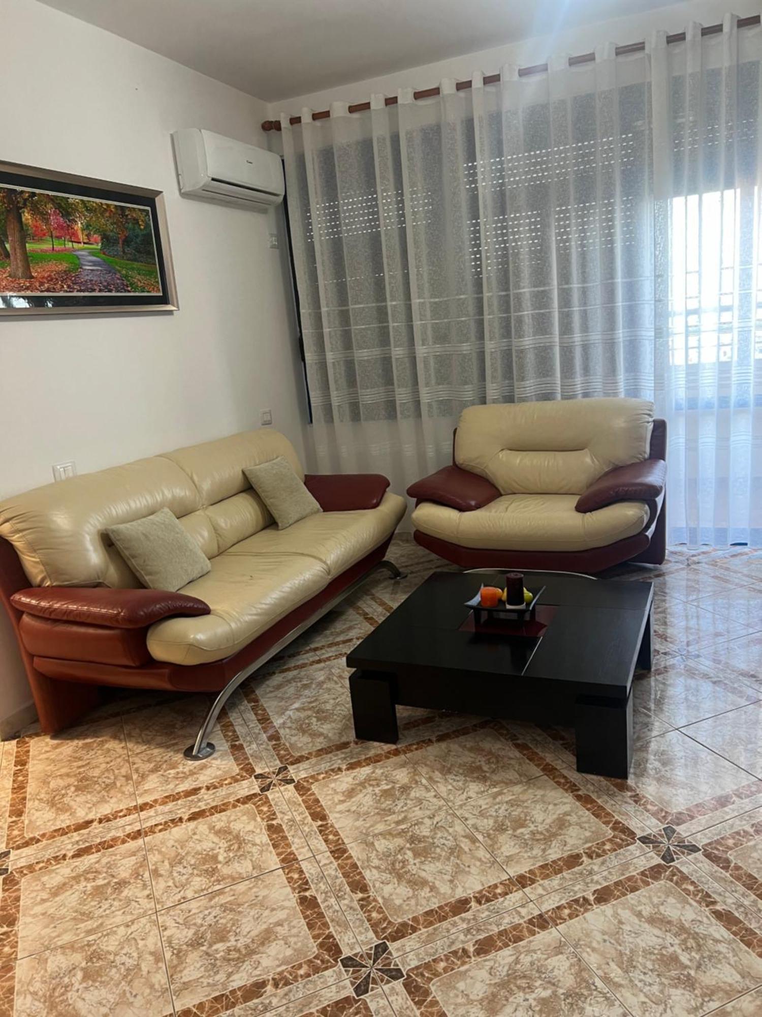 Appartamento Martin Ferraj Riviera Vlorë Esterno foto