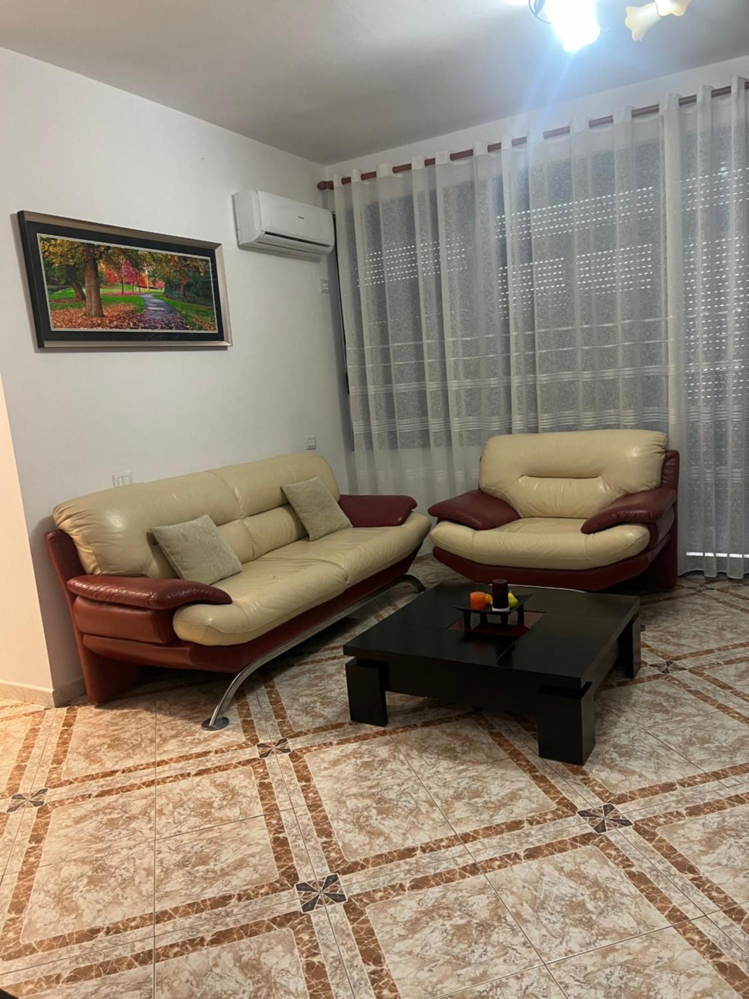 Appartamento Martin Ferraj Riviera Vlorë Esterno foto