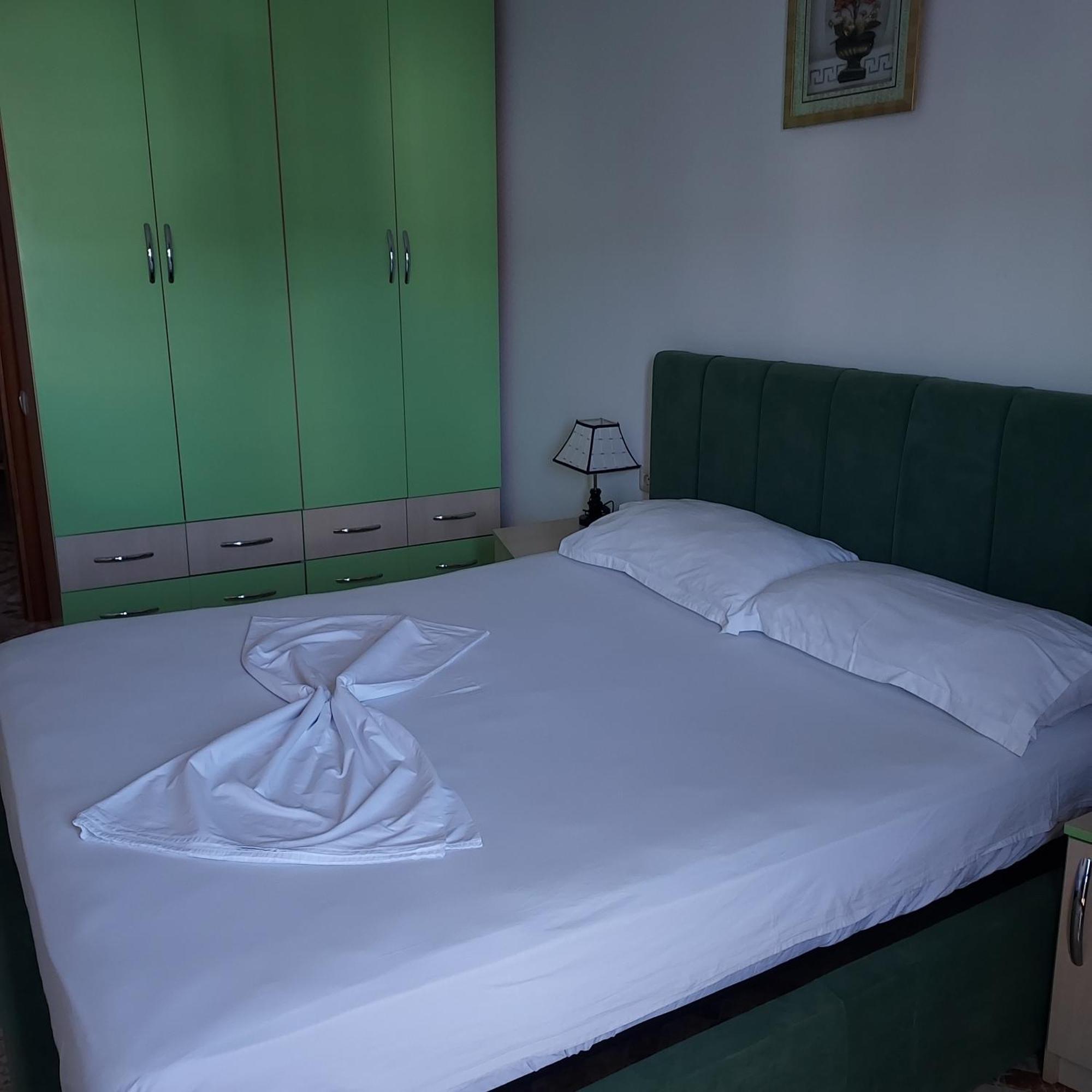 Appartamento Martin Ferraj Riviera Vlorë Esterno foto