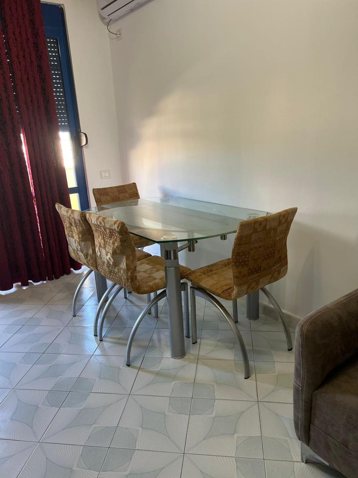 Appartamento Martin Ferraj Riviera Vlorë Esterno foto
