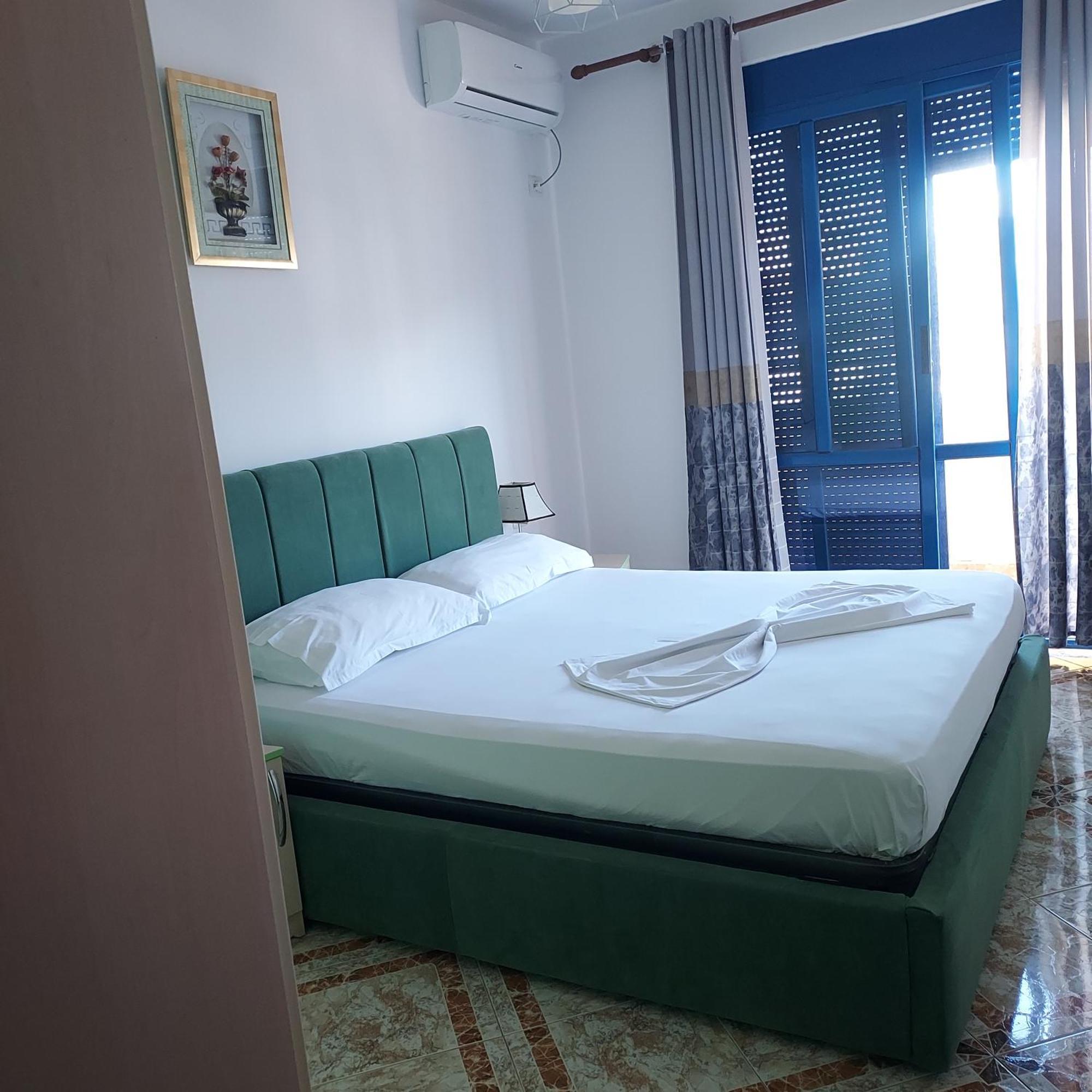 Appartamento Martin Ferraj Riviera Vlorë Esterno foto