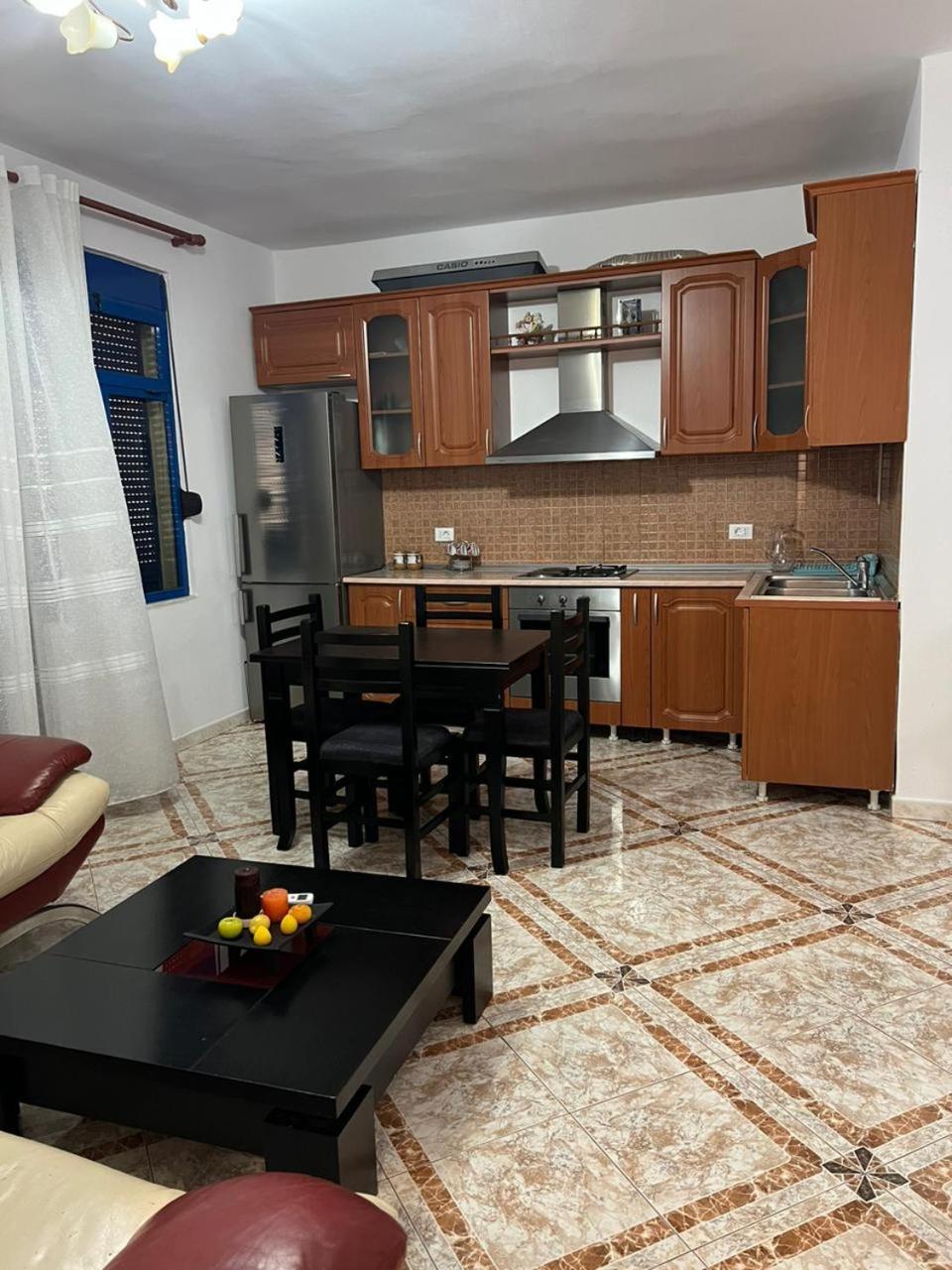Appartamento Martin Ferraj Riviera Vlorë Esterno foto