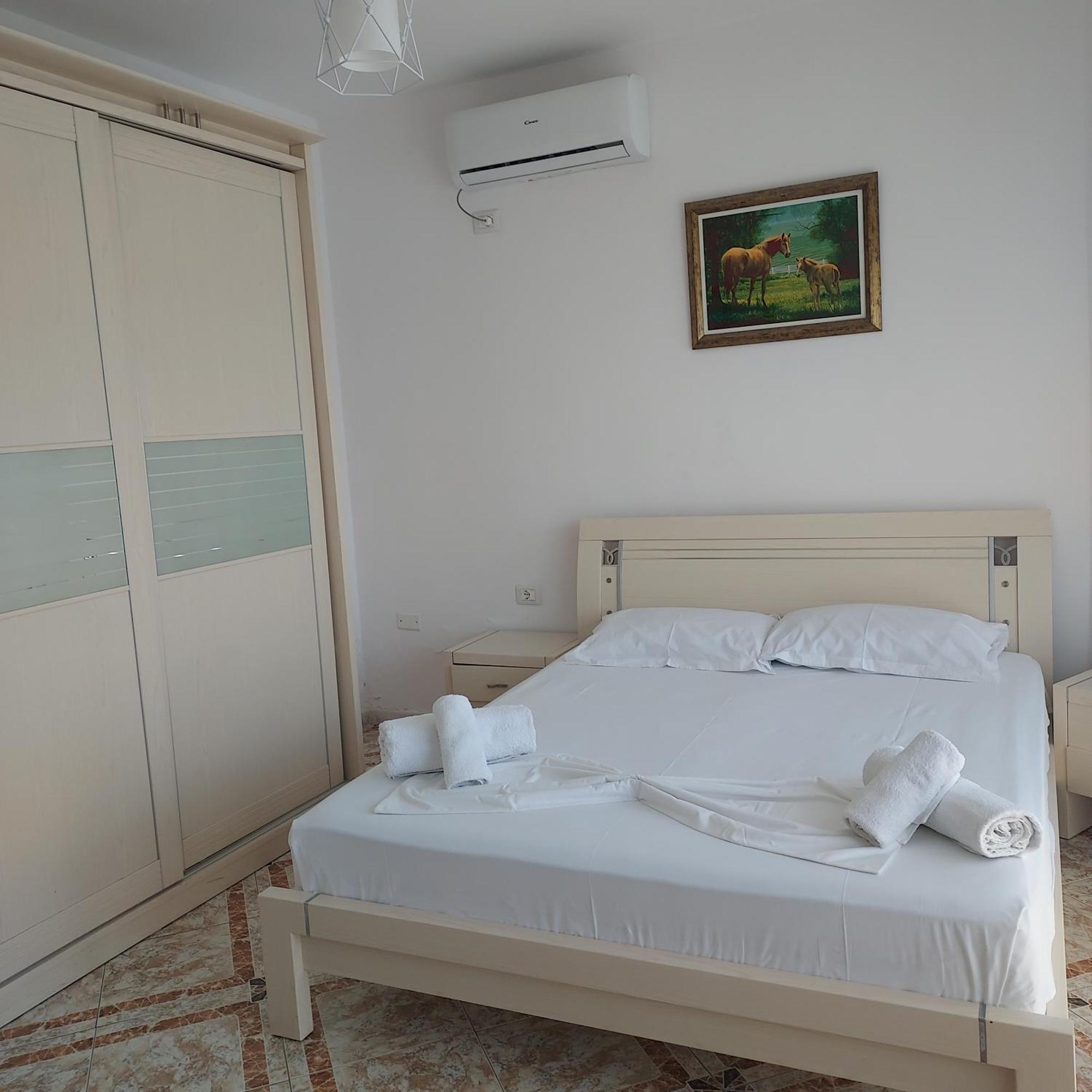 Appartamento Martin Ferraj Riviera Vlorë Esterno foto