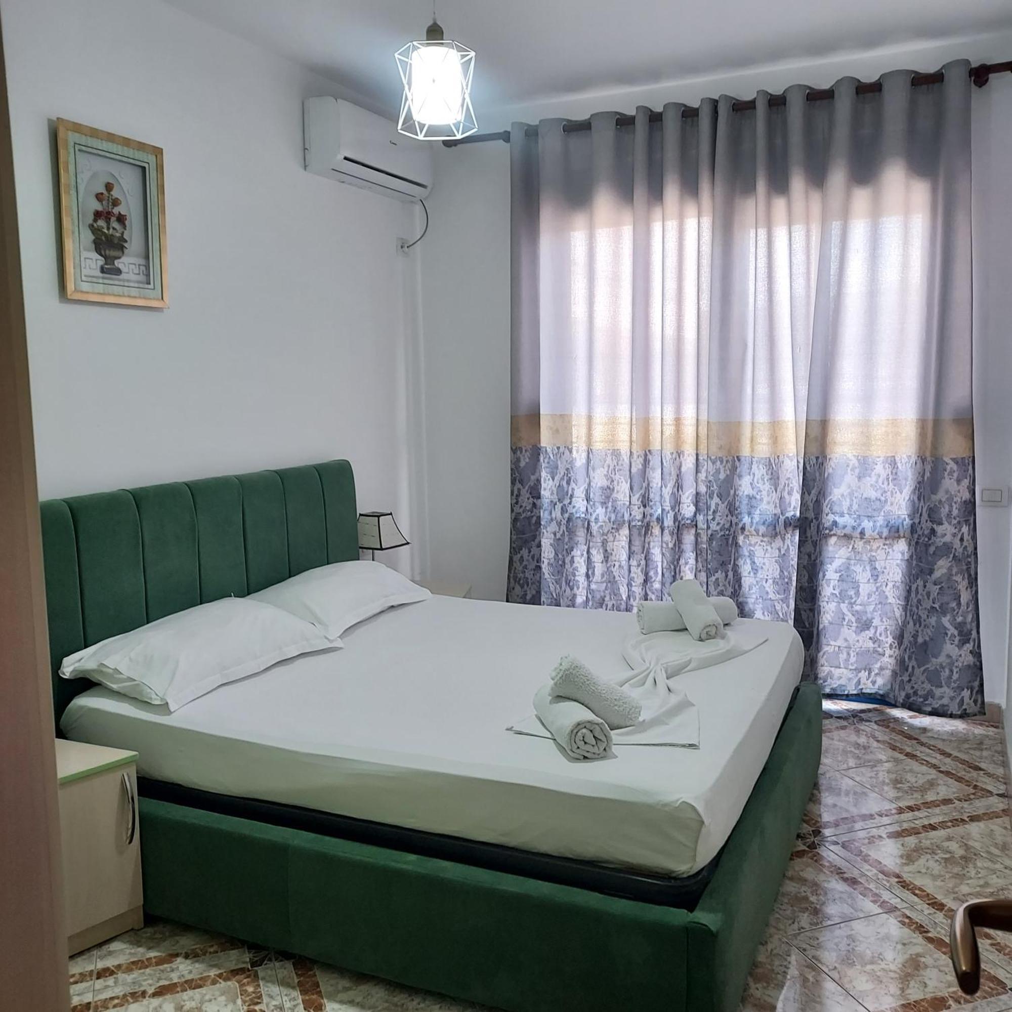 Appartamento Martin Ferraj Riviera Vlorë Esterno foto
